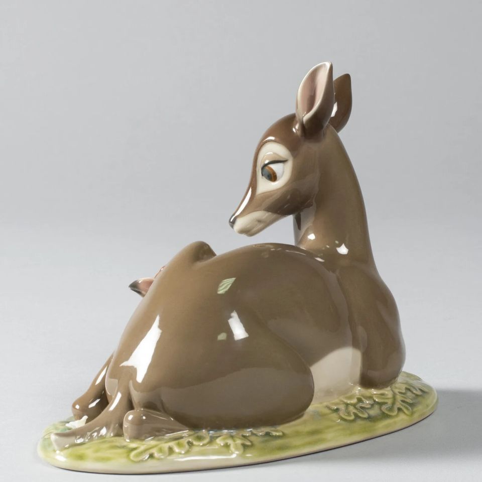 BAMBI FIGÜRÜ .