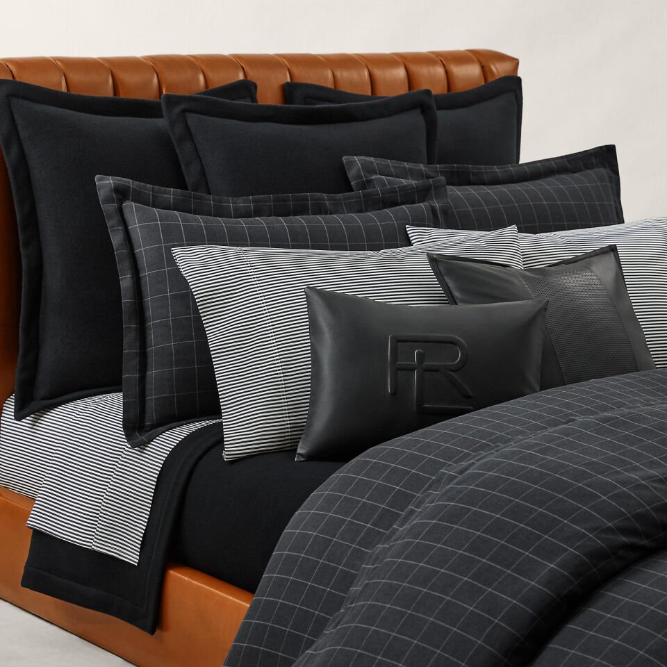 PIERCE DEKORATİF YASTIK