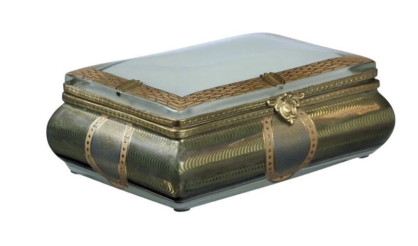 EL YAPIMI KAPAKLI KUTU