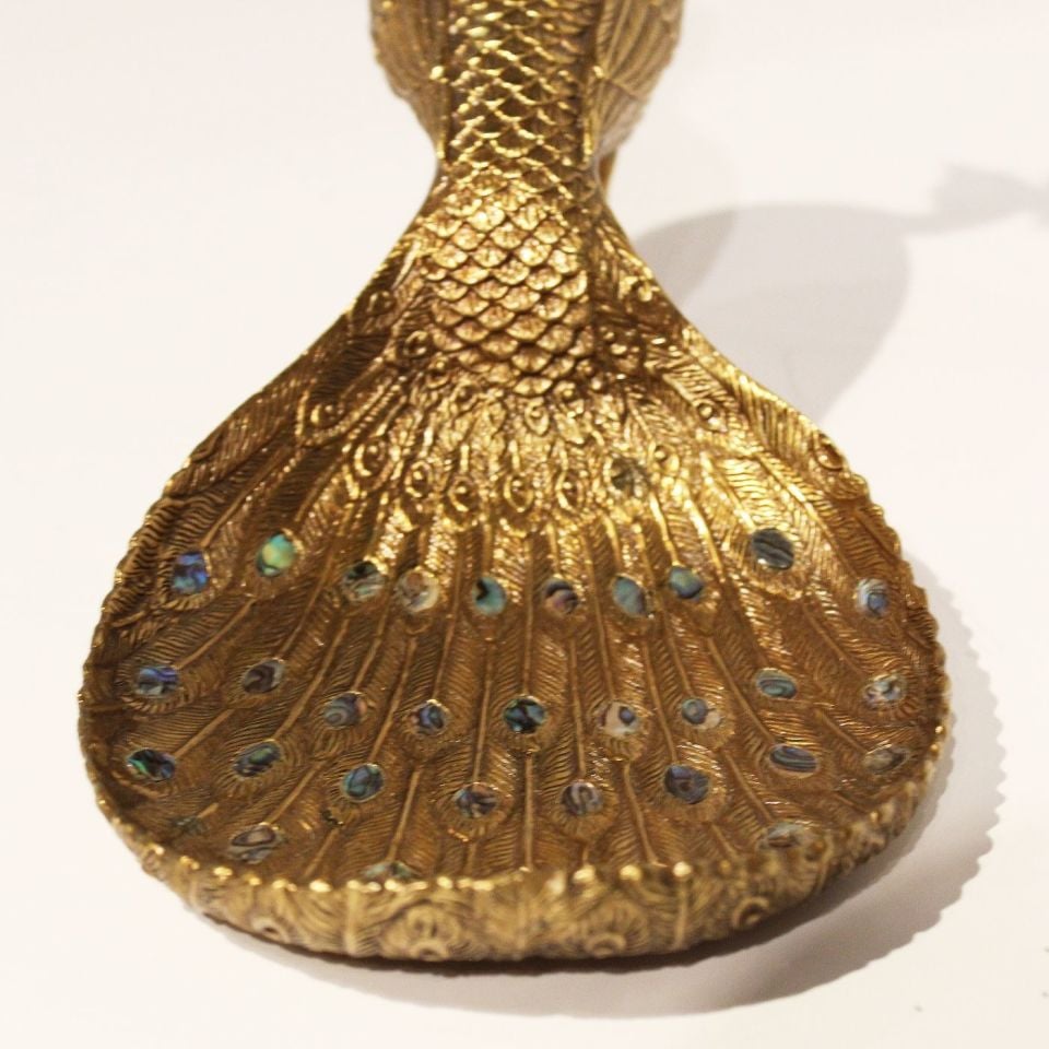 TAVUS KUŞU