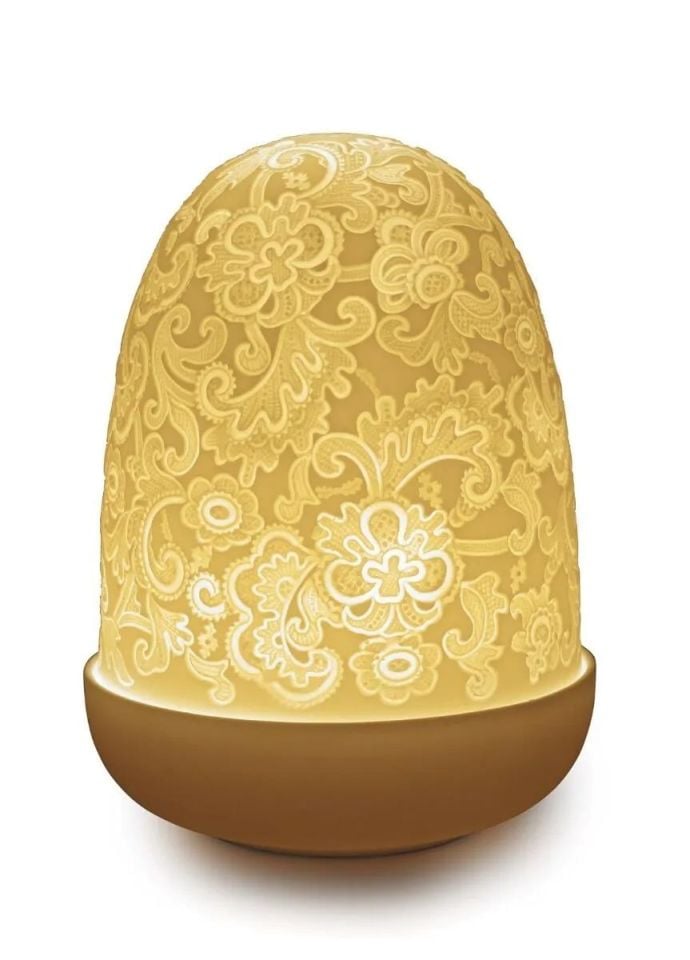 LACE DOME MASA LAMBASI