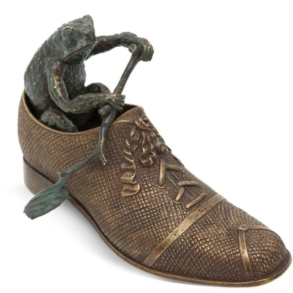 KÜREK ÇEKEN KURBAĞA