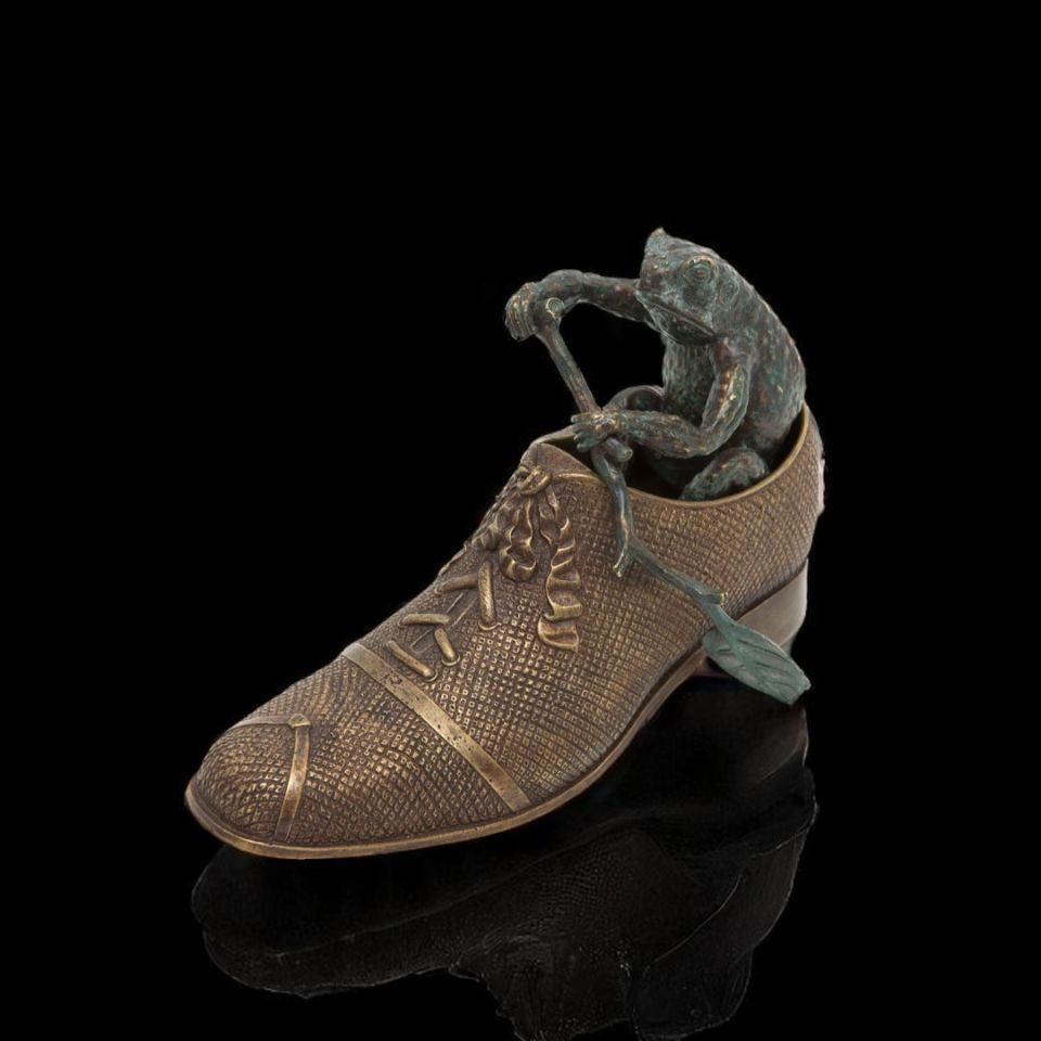 KÜREK ÇEKEN KURBAĞA