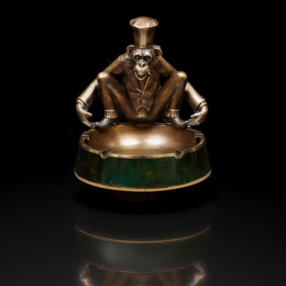 ŞEMPANZE KÜL TABLASI